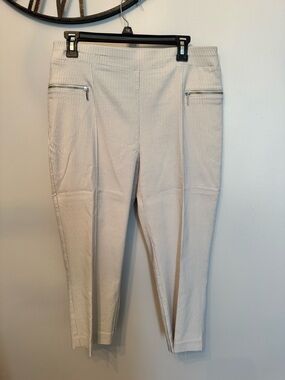 Chico's Cream Pinstripe Cropped Ankle Pants with Zip Pockets size 1.5(10)